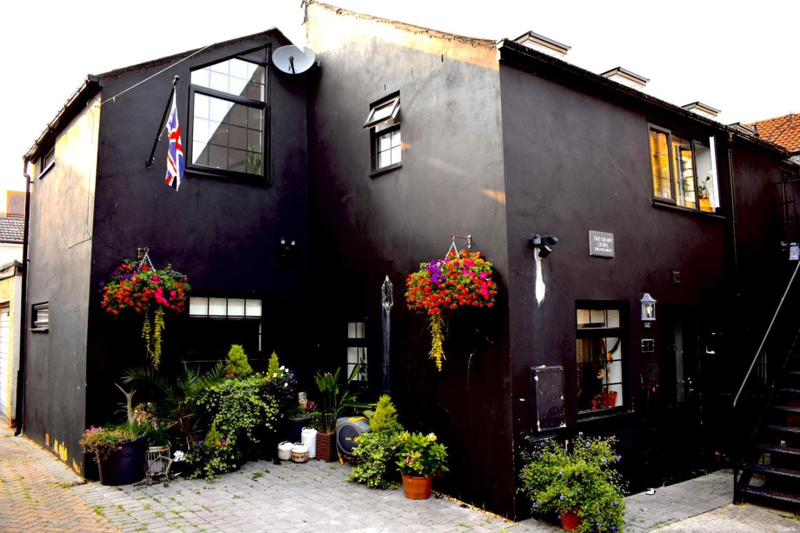 The Old Grain Store Southsea Exterior photo
